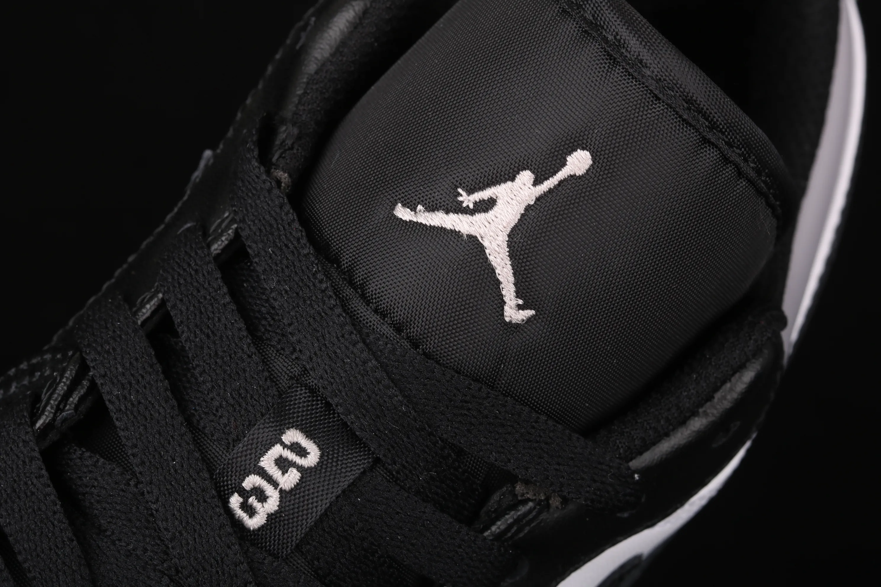 All categories Air Jordan Jordan series basketball shoes Air Jordan 1 Low New version Air Jordan 1 Low AJ1 Joe 1 low top leather cultural and leisure sports sneakers 553558-110